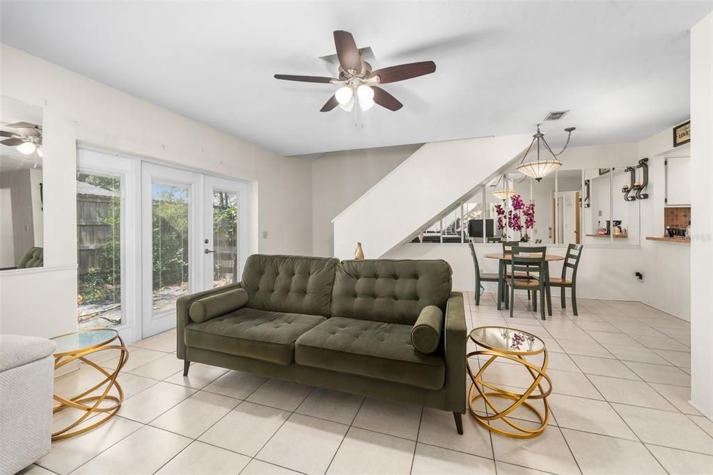 For Sale: $230,000 (3 beds, 2 baths, 1338 Square Feet)