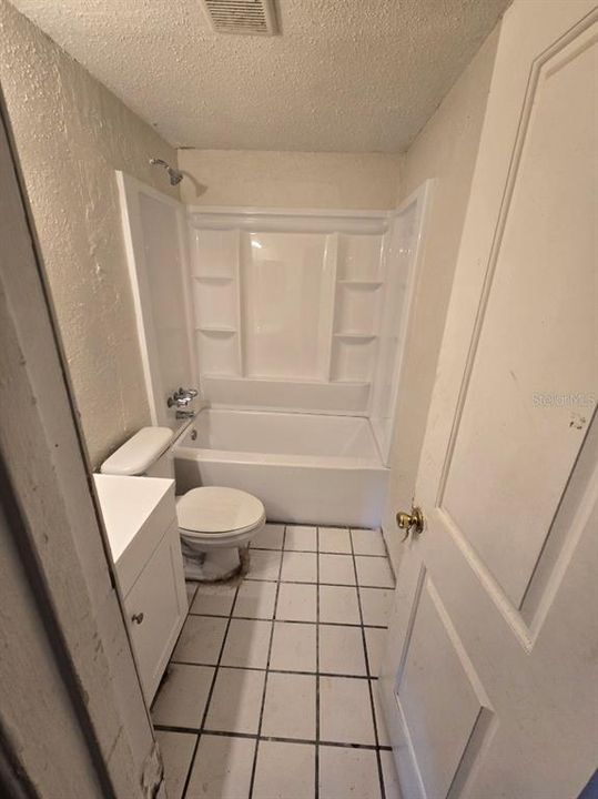For Sale: $375,000 (6 beds, 0 baths, 1890 Square Feet)