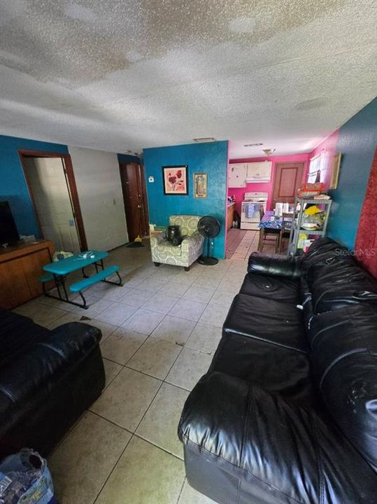 For Sale: $375,000 (6 beds, 0 baths, 1890 Square Feet)