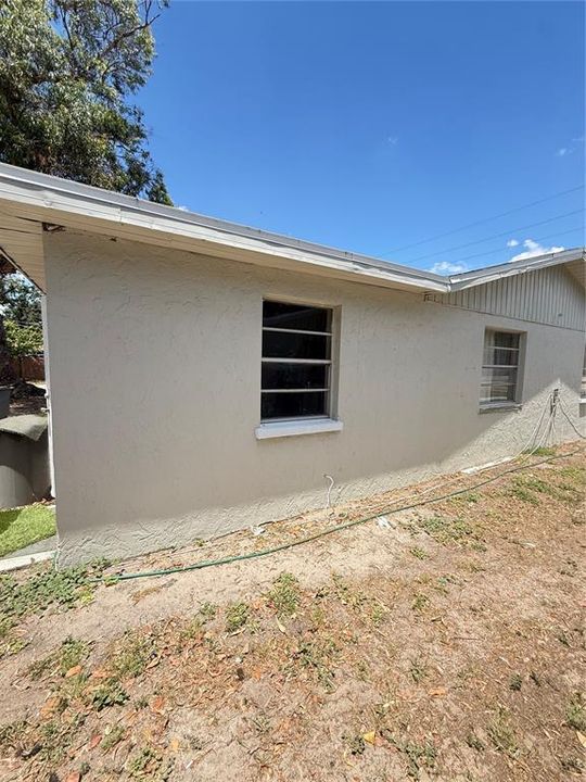 For Sale: $375,000 (6 beds, 0 baths, 1890 Square Feet)