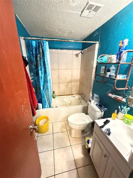 For Sale: $375,000 (6 beds, 0 baths, 1890 Square Feet)