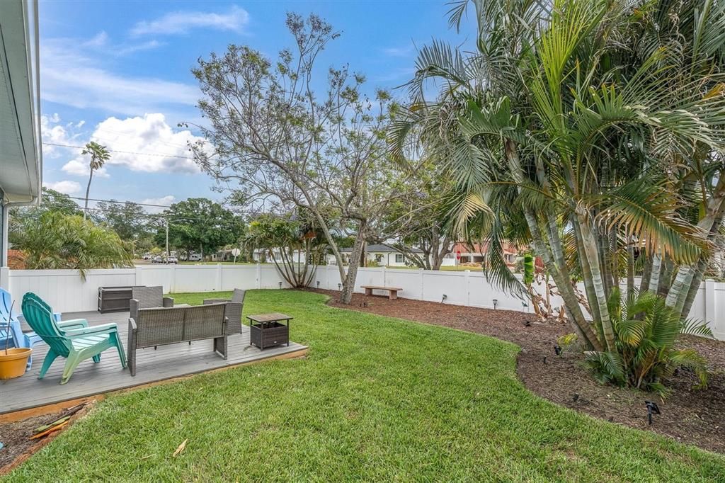 For Rent: $3,100 (3 beds, 2 baths, 1620 Square Feet)