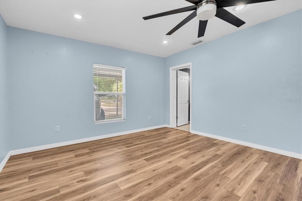 For Rent: $3,100 (3 beds, 2 baths, 1620 Square Feet)