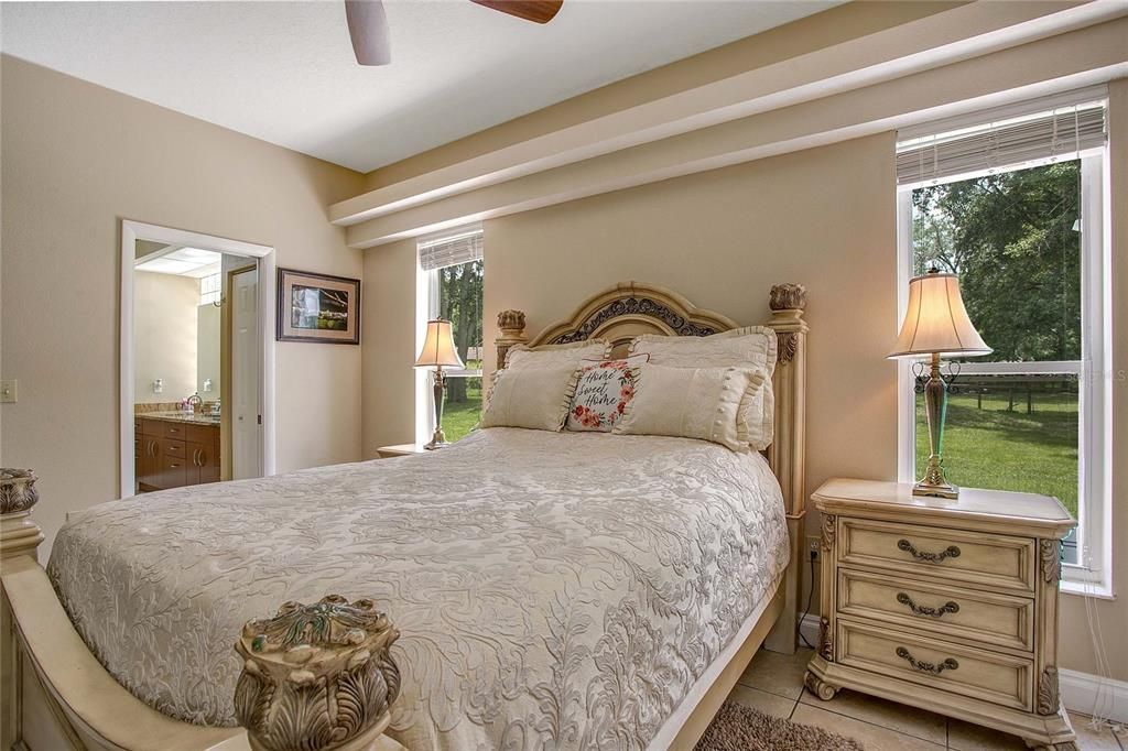 For Sale: $1,100,000 (4 beds, 2 baths, 1825 Square Feet)