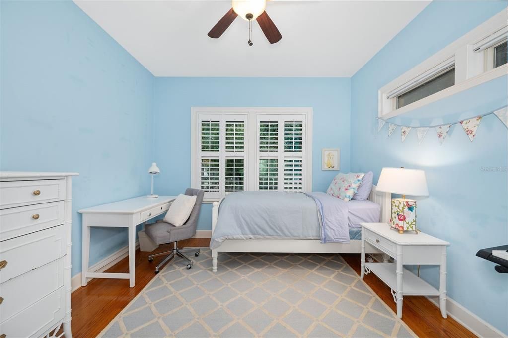 For Sale: $715,000 (4 beds, 3 baths, 2472 Square Feet)