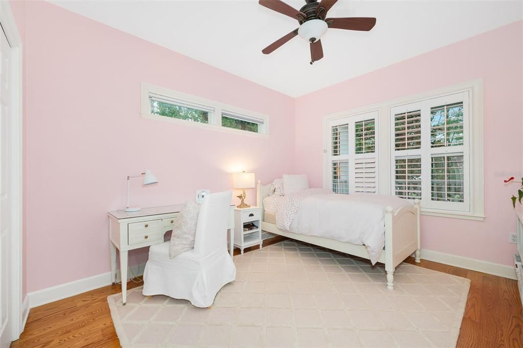For Sale: $715,000 (4 beds, 3 baths, 2472 Square Feet)