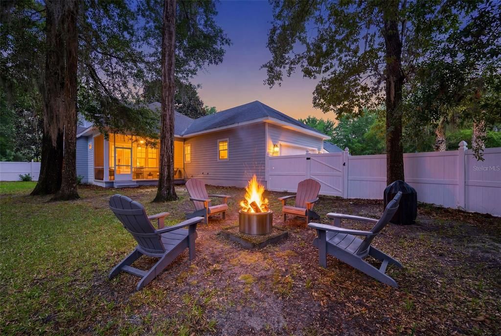 For Sale: $715,000 (4 beds, 3 baths, 2472 Square Feet)