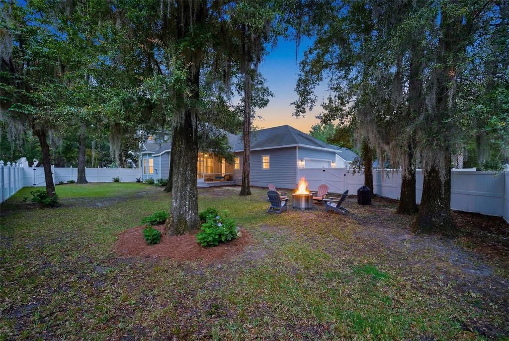 For Sale: $715,000 (4 beds, 3 baths, 2472 Square Feet)