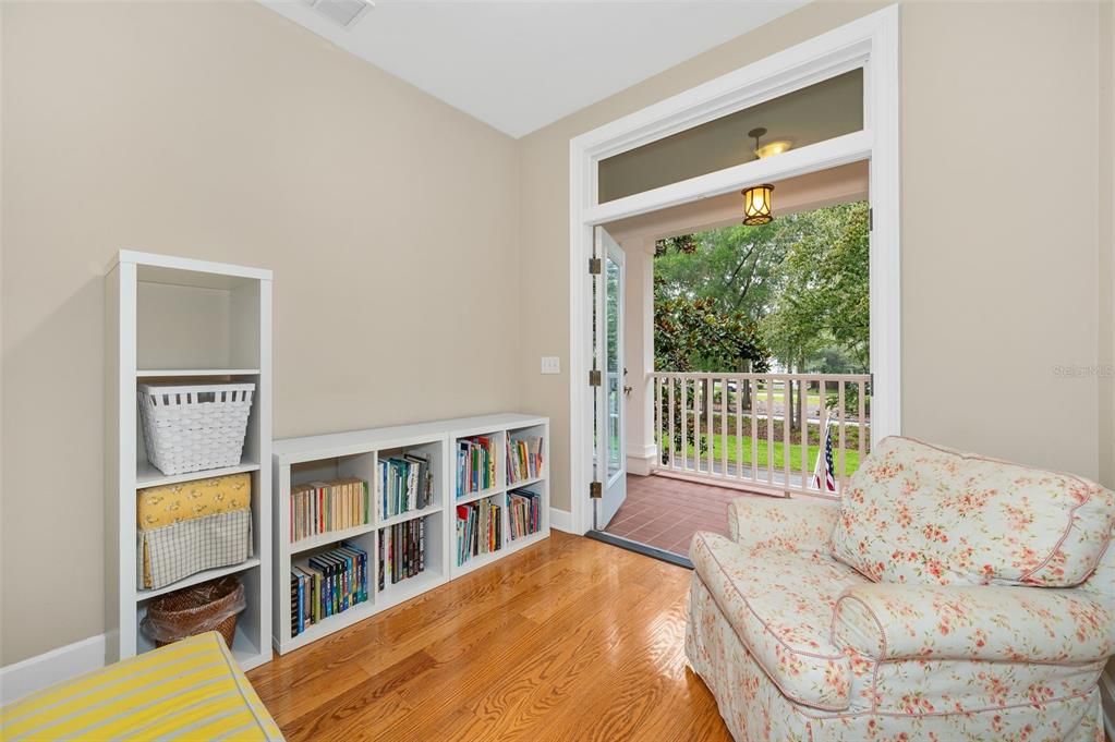 For Sale: $715,000 (4 beds, 3 baths, 2472 Square Feet)