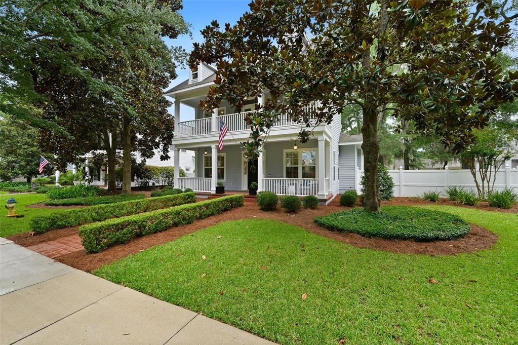For Sale: $715,000 (4 beds, 3 baths, 2472 Square Feet)