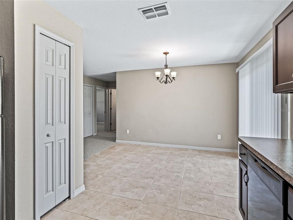 For Sale: $229,500 (3 beds, 2 baths, 1341 Square Feet)