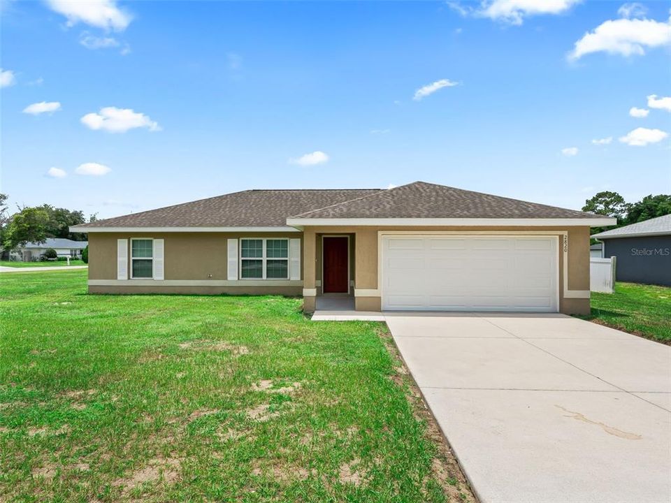 For Sale: $229,500 (3 beds, 2 baths, 1341 Square Feet)