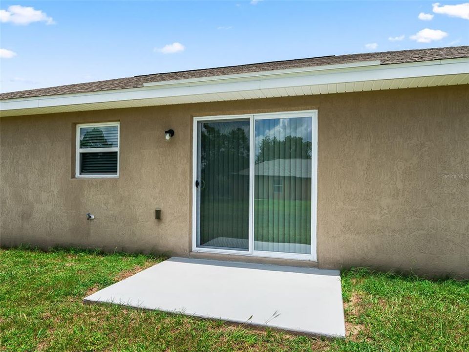 For Sale: $229,500 (3 beds, 2 baths, 1341 Square Feet)