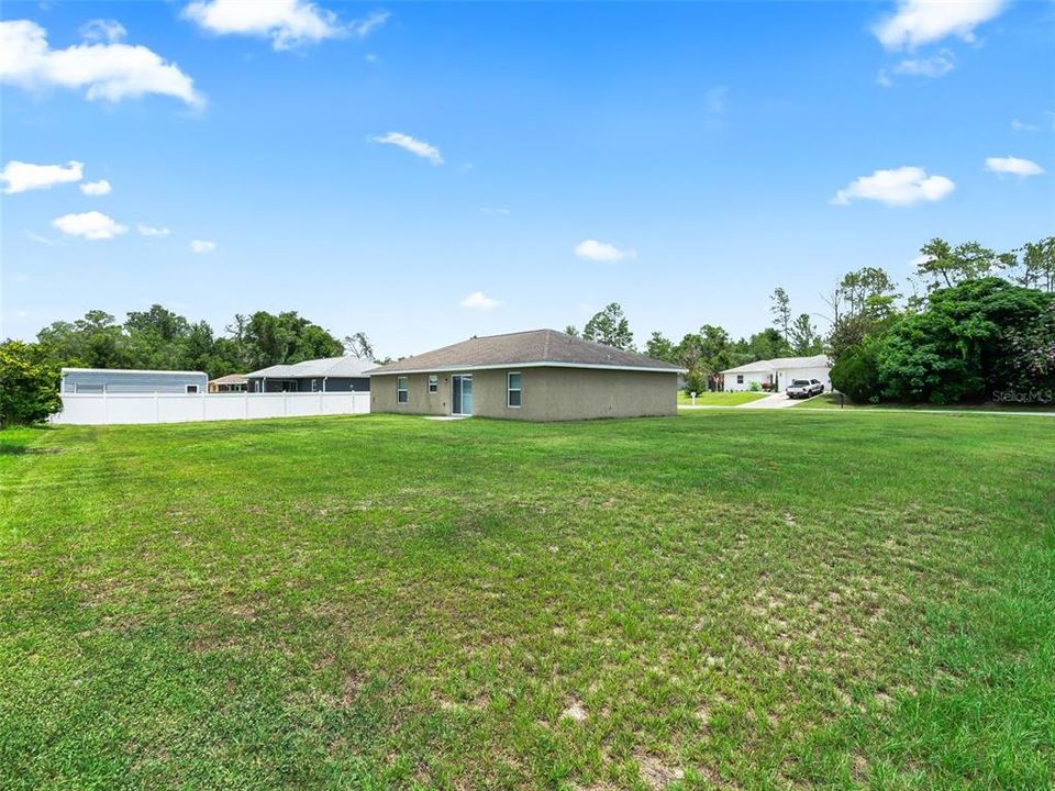 For Sale: $229,500 (3 beds, 2 baths, 1341 Square Feet)