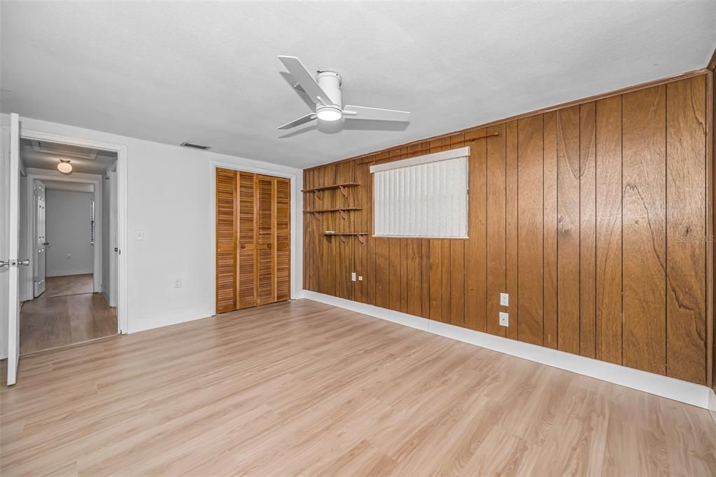 En Venta: $283,000 (3 camas, 2 baños, 1318 Pies cuadrados)