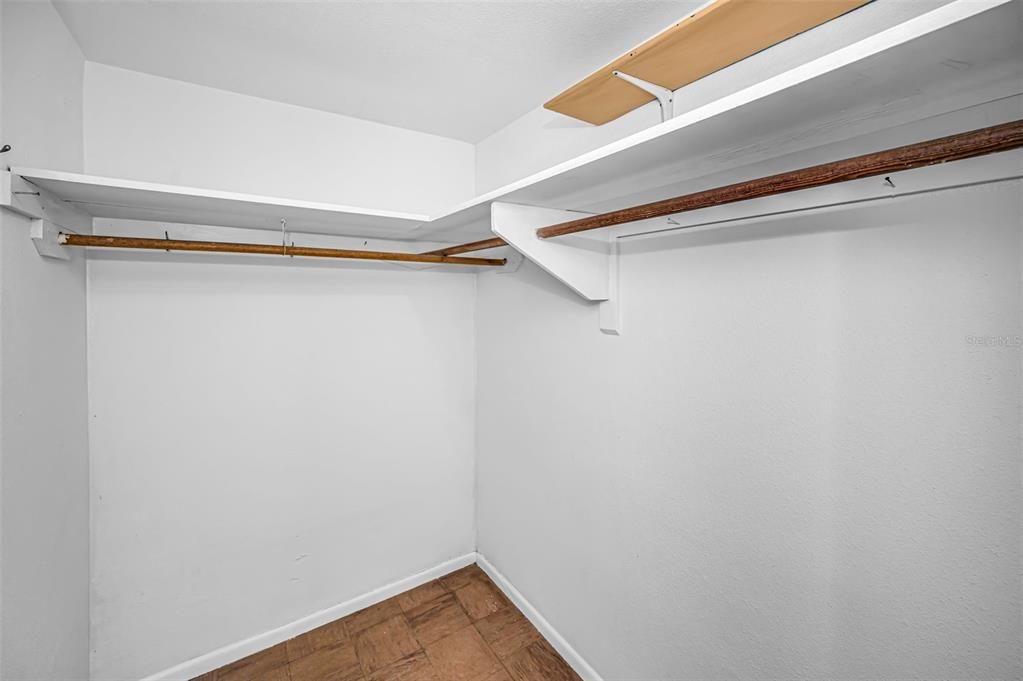 En Venta: $283,000 (3 camas, 2 baños, 1318 Pies cuadrados)