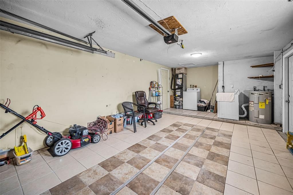 En Venta: $283,000 (3 camas, 2 baños, 1318 Pies cuadrados)