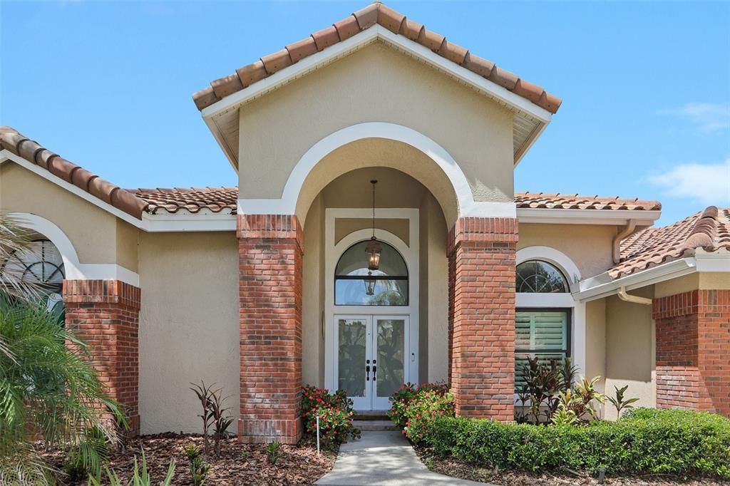 For Sale: $729,900 (4 beds, 3 baths, 2685 Square Feet)