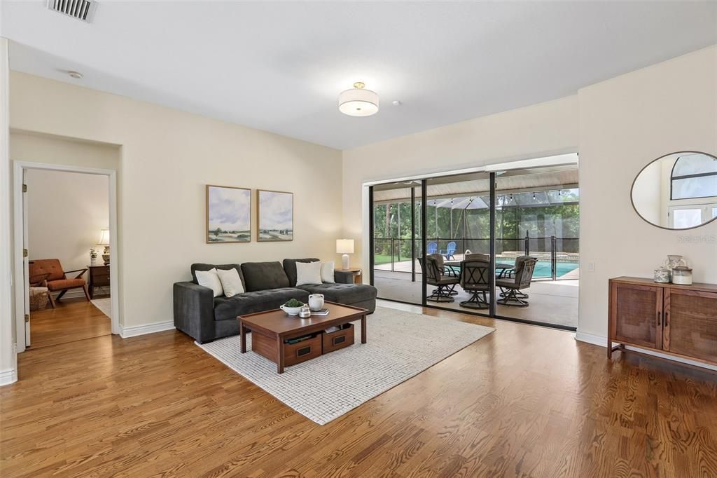 For Sale: $729,900 (4 beds, 3 baths, 2685 Square Feet)