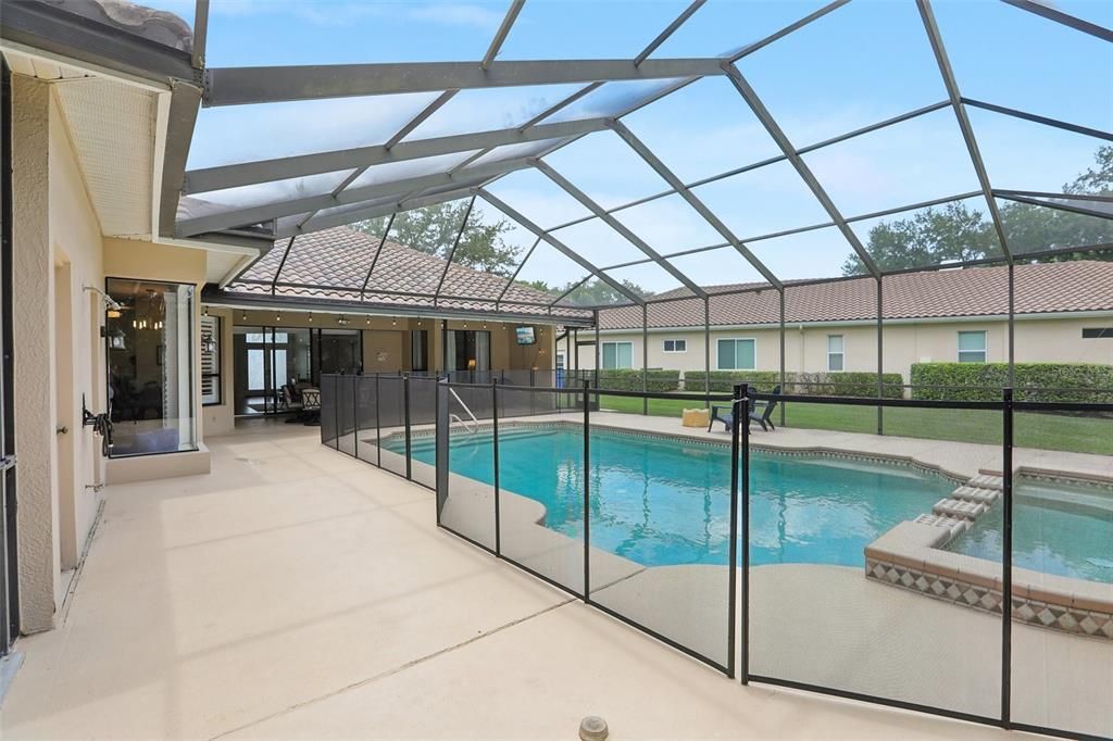 For Sale: $729,900 (4 beds, 3 baths, 2685 Square Feet)