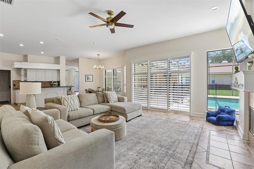 For Sale: $729,900 (4 beds, 3 baths, 2685 Square Feet)