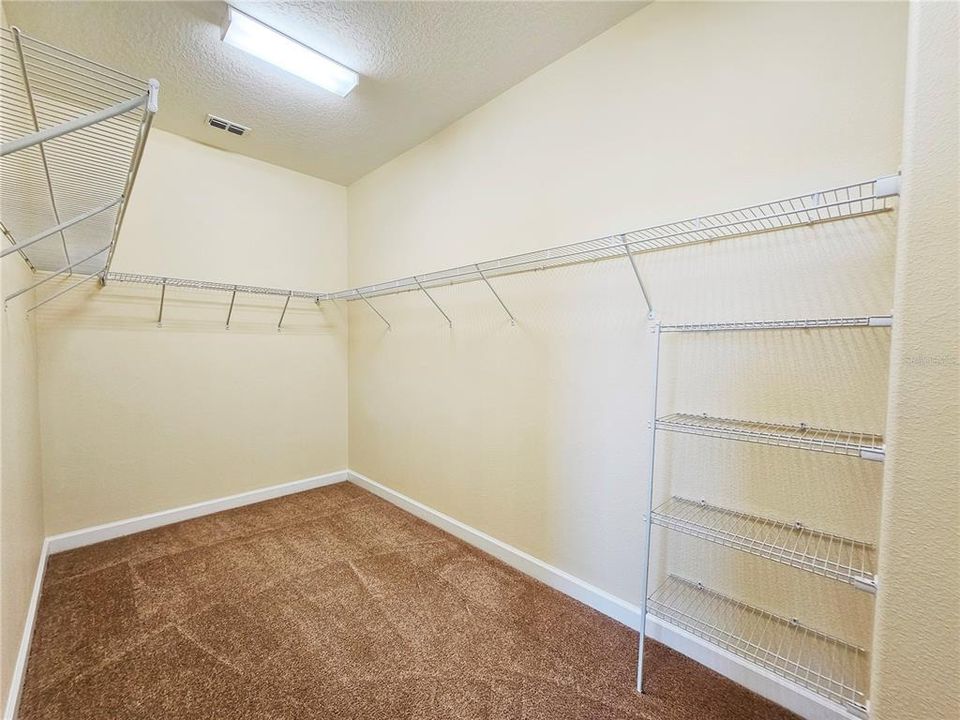 В аренду: $3,000 (3 спален, 2 ванн, 2182 Квадратных фут)