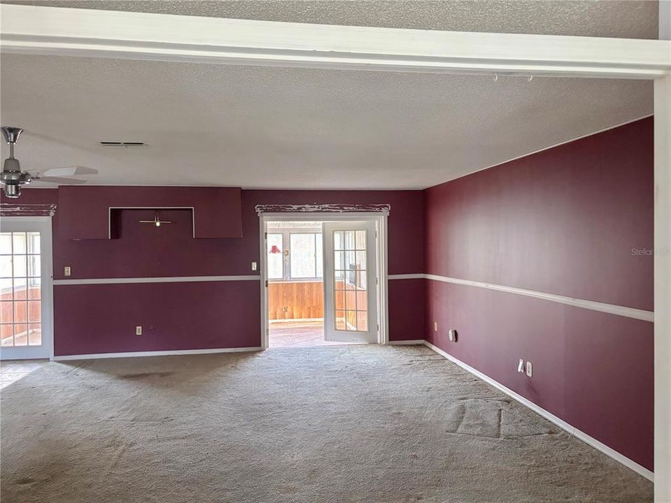 For Sale: $294,000 (2 beds, 2 baths, 1540 Square Feet)
