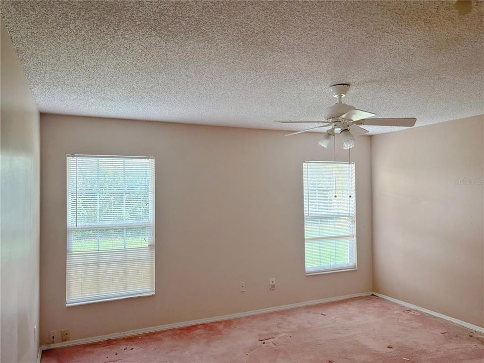 For Sale: $294,000 (2 beds, 2 baths, 1540 Square Feet)