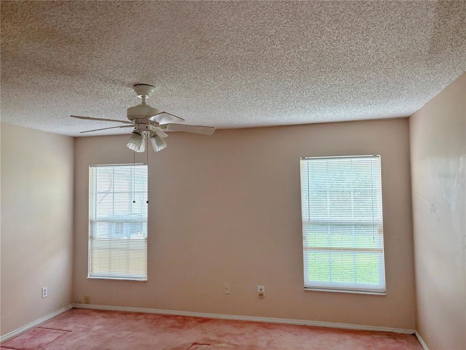 For Sale: $294,000 (2 beds, 2 baths, 1540 Square Feet)