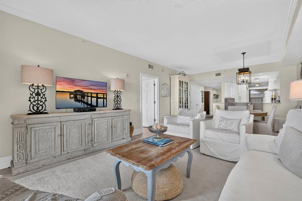 For Sale: $565,000 (2 beds, 2 baths, 1458 Square Feet)