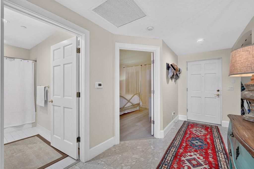 For Sale: $565,000 (2 beds, 2 baths, 1458 Square Feet)