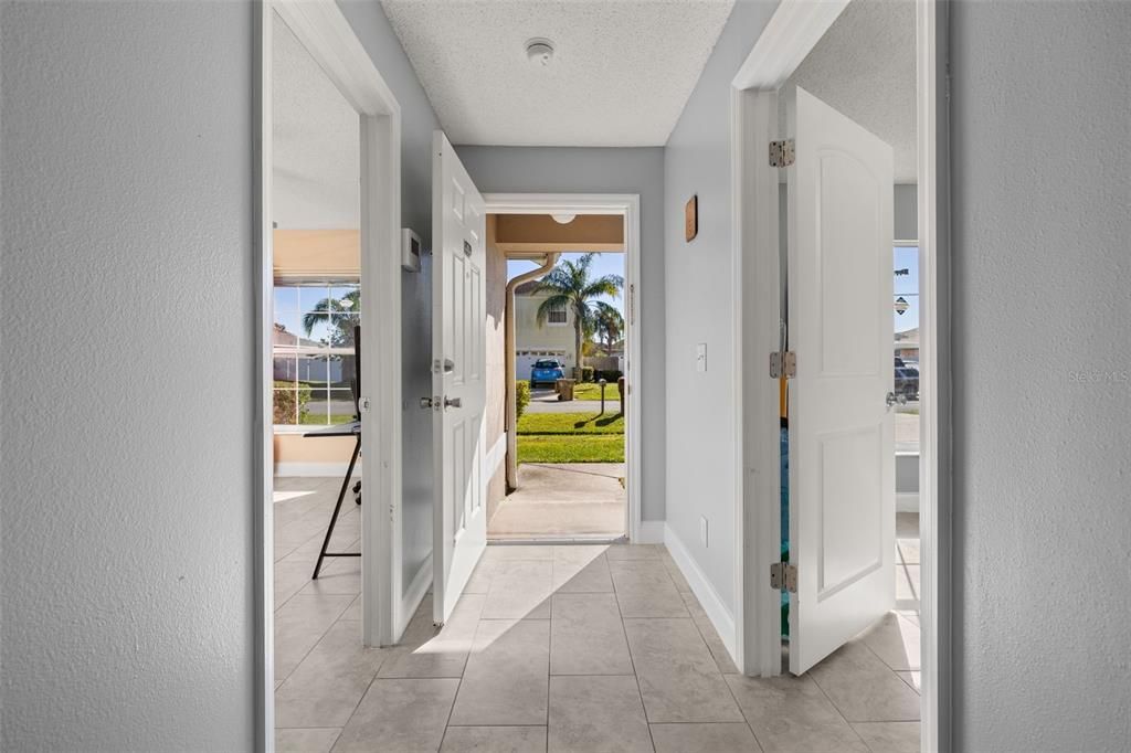 For Sale: $340,000 (5 beds, 2 baths, 1934 Square Feet)