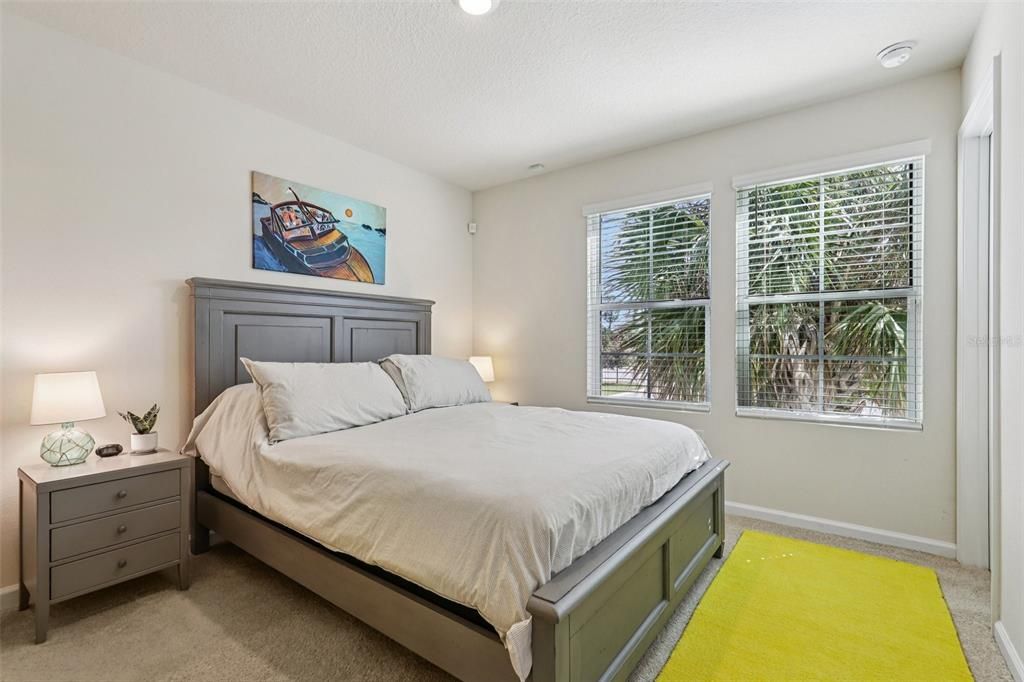 For Sale: $249,000 (2 beds, 2 baths, 1109 Square Feet)