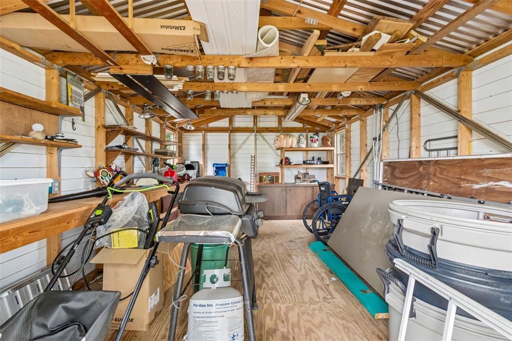 На продажу: $153,000 (2 спален, 2 ванн, 1076 Квадратных фут)