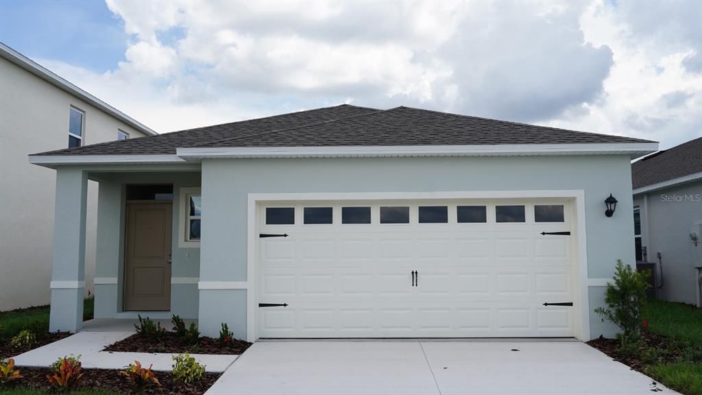 Active With Contract: $317,990 (4 beds, 2 baths, 1665 Square Feet)