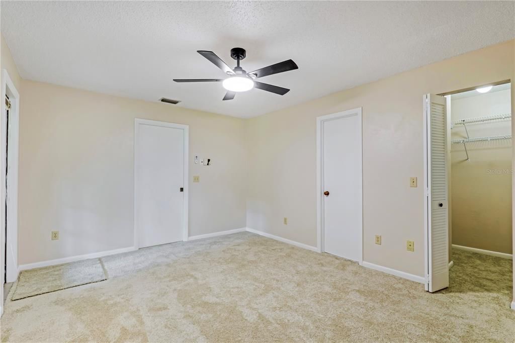 For Sale: $315,000 (3 beds, 2 baths, 1673 Square Feet)