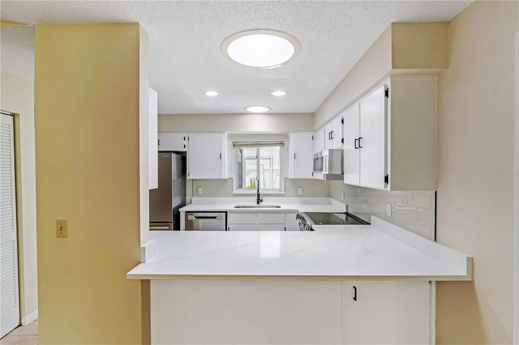 For Sale: $315,000 (3 beds, 2 baths, 1673 Square Feet)