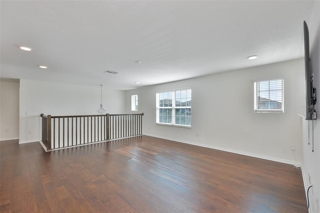For Sale: $497,000 (5 beds, 3 baths, 3278 Square Feet)