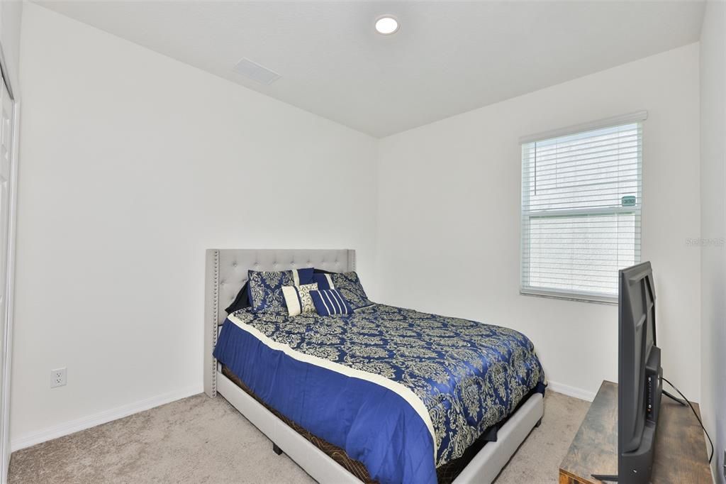 For Sale: $497,000 (5 beds, 3 baths, 3278 Square Feet)
