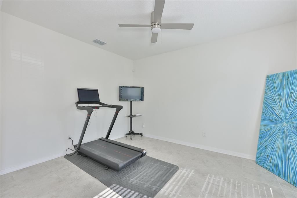 For Sale: $497,000 (5 beds, 3 baths, 3278 Square Feet)