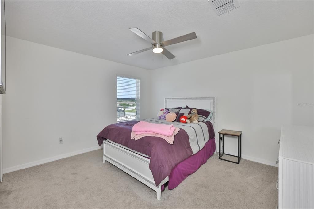 For Sale: $497,000 (5 beds, 3 baths, 3278 Square Feet)