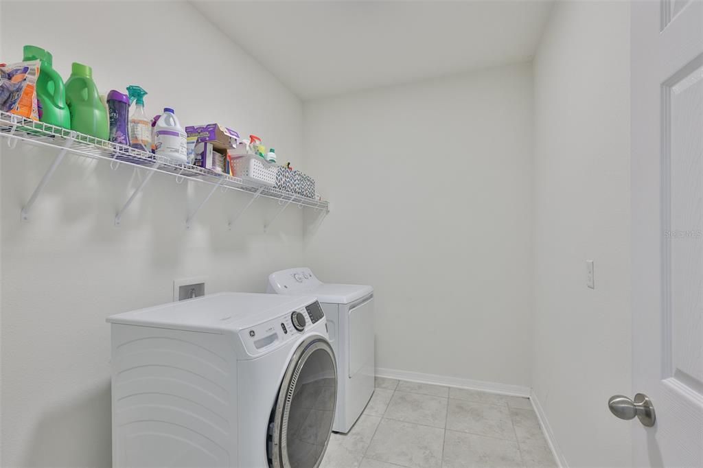 For Sale: $497,000 (5 beds, 3 baths, 3278 Square Feet)