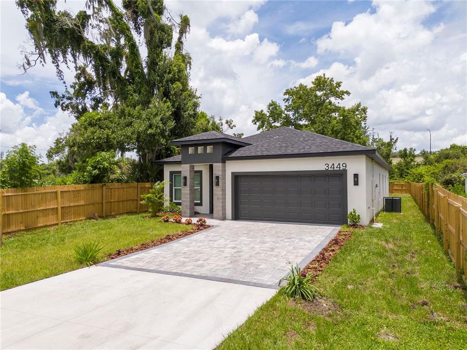 На продажу: $415,000 (4 спален, 2 ванн, 1747 Квадратных фут)