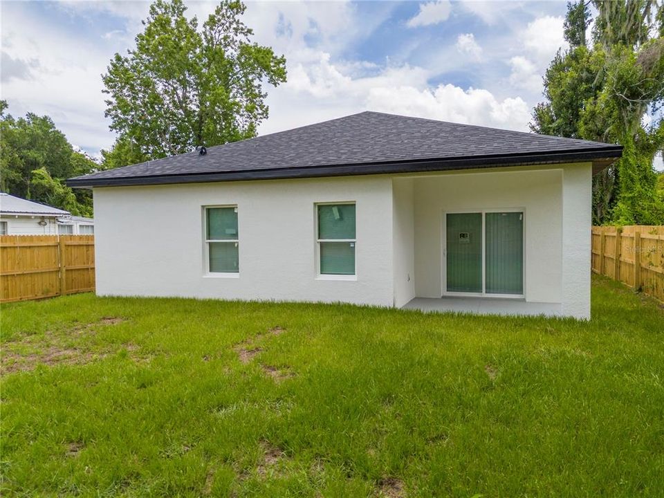 На продажу: $415,000 (4 спален, 2 ванн, 1747 Квадратных фут)