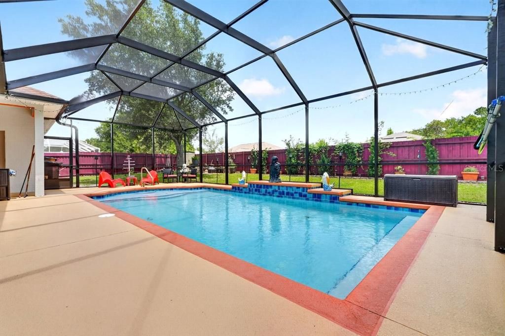 For Sale: $445,000 (3 beds, 3 baths, 2164 Square Feet)