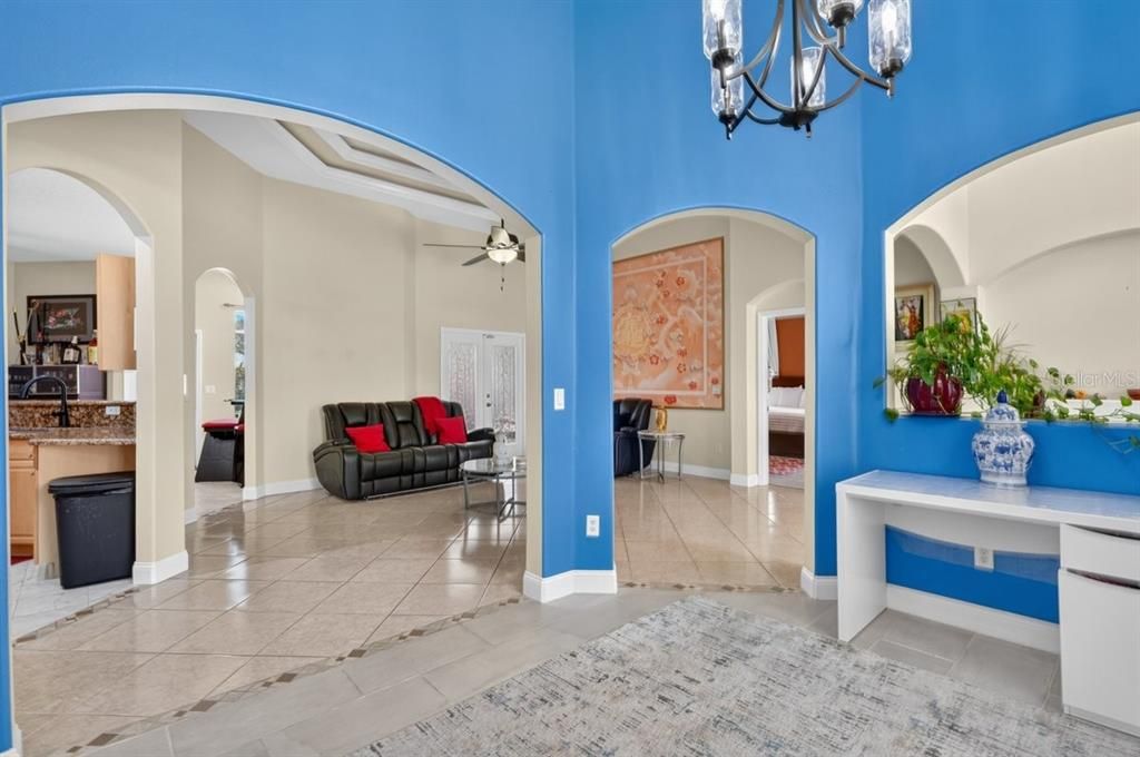 For Sale: $445,000 (3 beds, 3 baths, 2164 Square Feet)