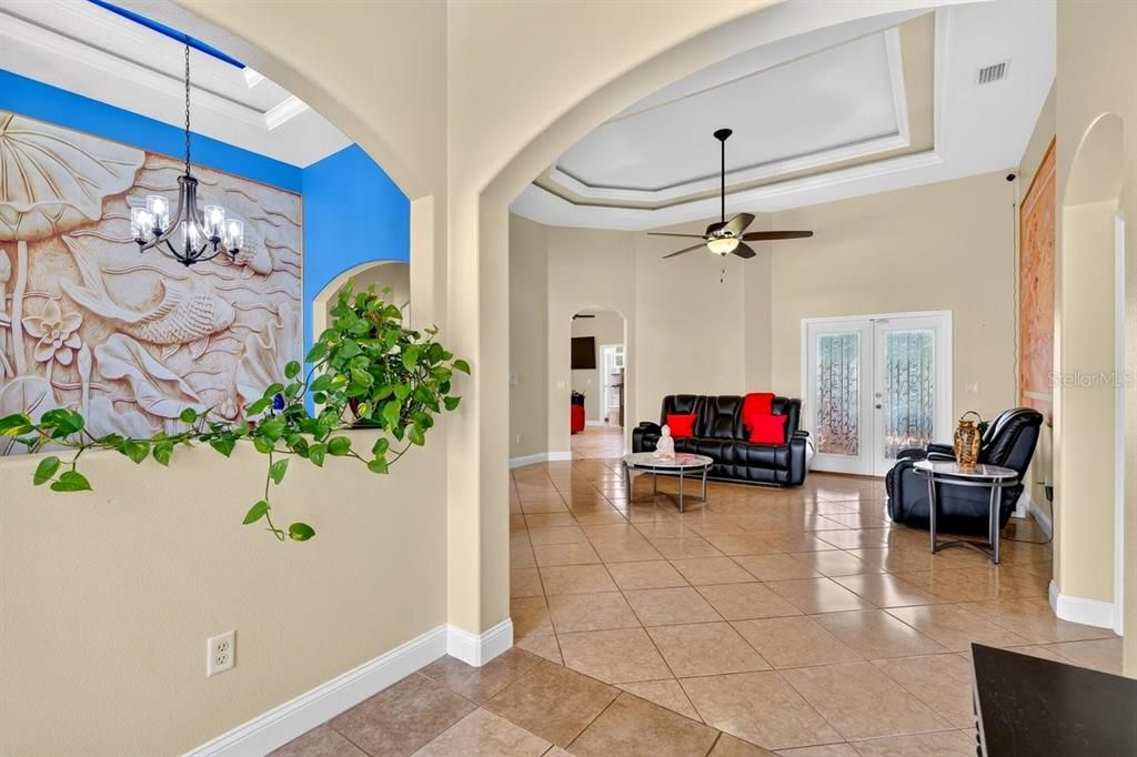 For Sale: $445,000 (3 beds, 3 baths, 2164 Square Feet)