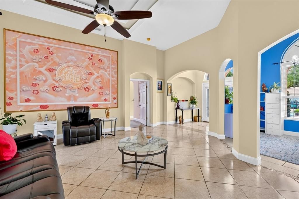 For Sale: $445,000 (3 beds, 3 baths, 2164 Square Feet)