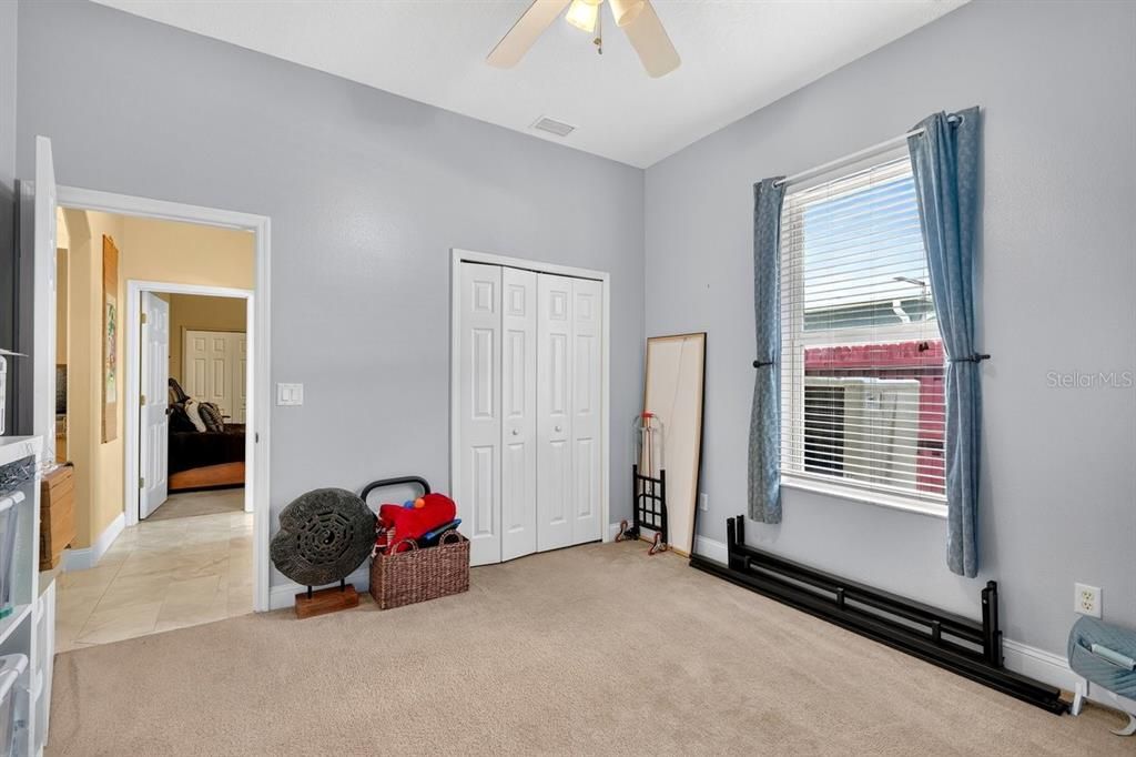 For Sale: $445,000 (3 beds, 3 baths, 2164 Square Feet)