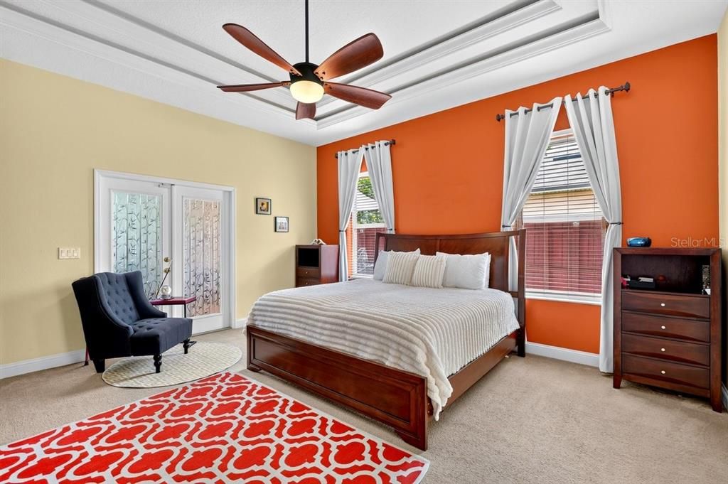 For Sale: $445,000 (3 beds, 3 baths, 2164 Square Feet)